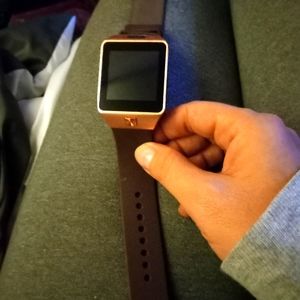 Android compatible smartwatch Rose Gold